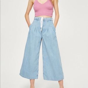 New! Topshop Pleated Culottes! Size 25 🔥